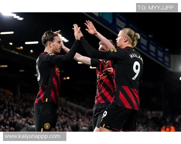 巴黎防线崩溃杜埃失误助攻莫雷拉轻松破门斯特拉斯堡逆转成功 巴黎防线崩溃杜埃失误助攻莫雷拉轻松破门斯特拉斯堡逆转成功