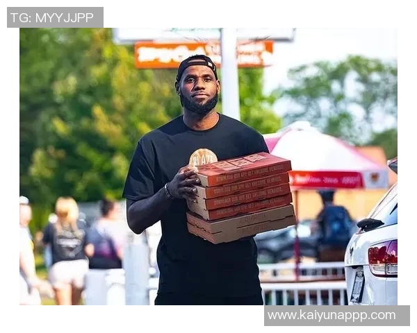 詹姆斯直言警告财务顾问若敢盗取资金必将遭遇严重后果