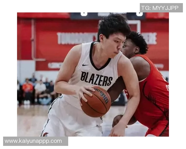 开拓者球员杨瀚森与利拉德参与儿童自我提升活动展现关怀