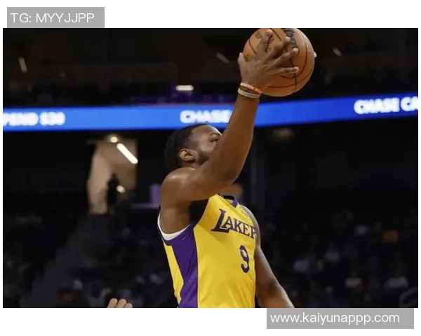 杨毅点评詹姆斯建功无数布朗尼在NBA面临巨大挑战 杨毅点评詹姆斯建功无数布朗尼在NBA面临巨大挑战