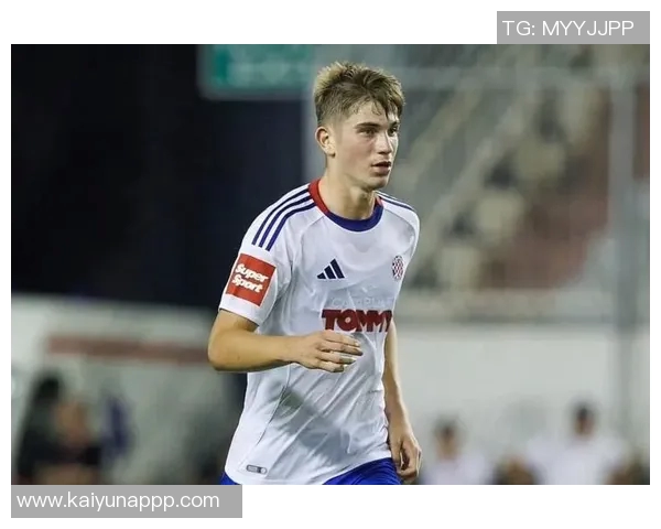 国米正式签约18岁克罗地亚新星姆拉契奇今夏加盟球队